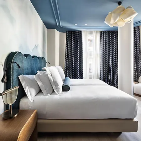 One Shot Puerta Ruzafa 4*