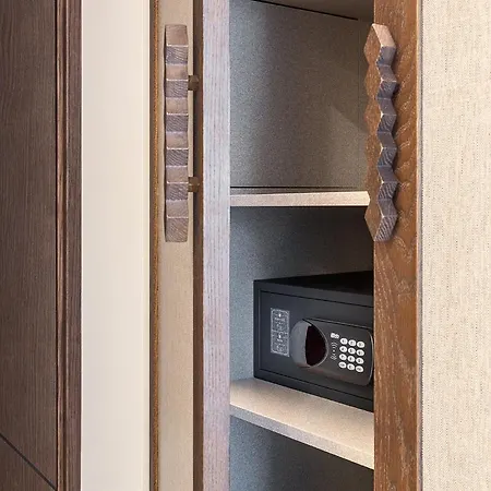 One Shot Puerta Ruzafa 4*