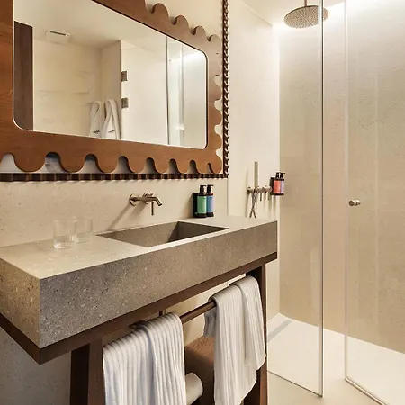 One Shot Puerta Ruzafa 瓦伦西亚